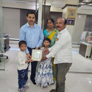Dr. AMol Lunkad with happy patients (11)